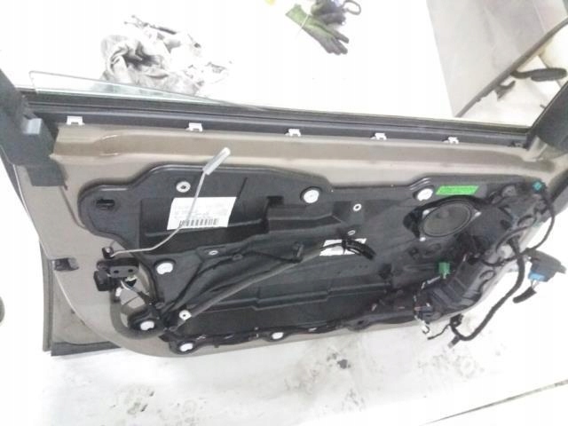 фото №12, Bmw 1 e81 e82 e88 двері перед колір rmesinrot