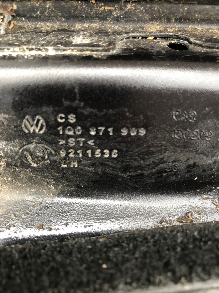 фото №3, Vw eos блок двигателя крышный правый + левый