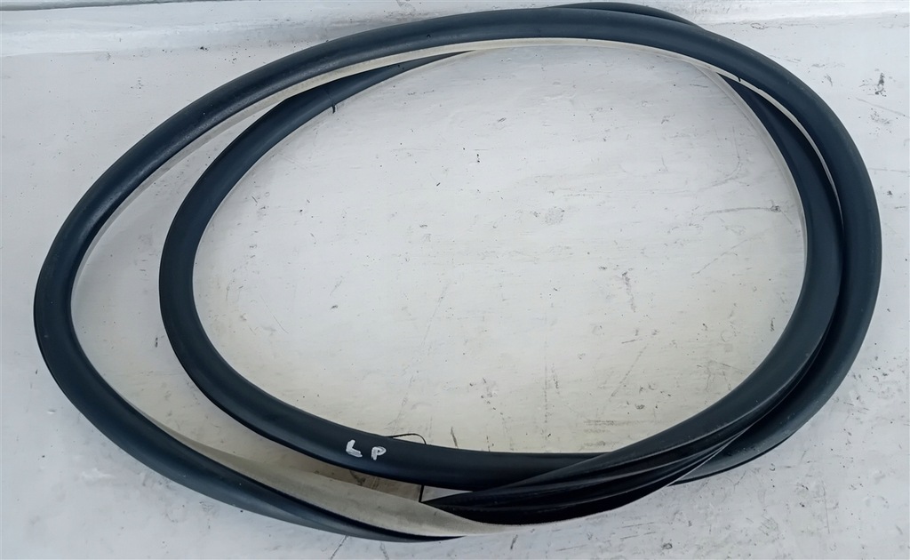 фото №14, Прокладка дверь левый перед citroen c5 iii x7 08-17