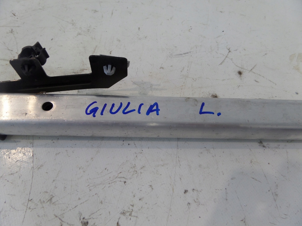 фото №4, Alfa romeo giulia розпірка з'єднувач кронштейн лівий