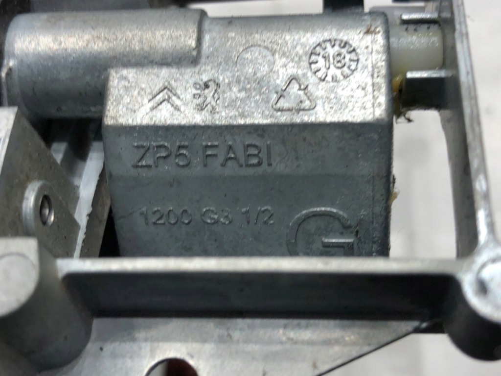 фото №3, Ручка зовнішня лівий перед peugeot 208 i хетчбек