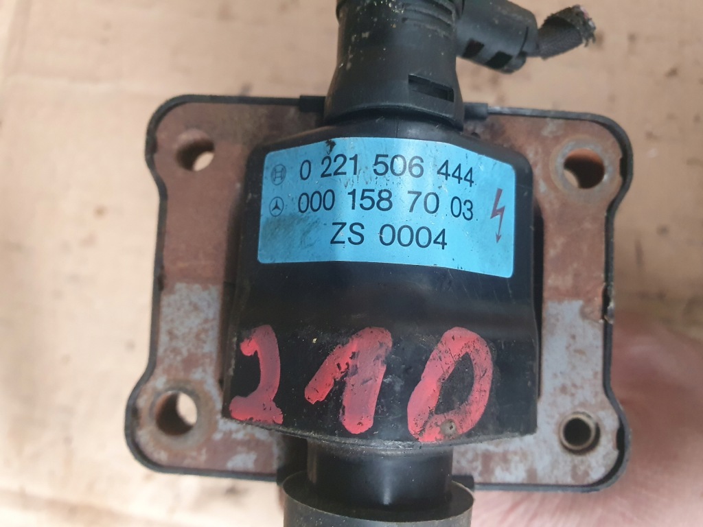 Купити 0001587003 котушка котушки mercedes w210 e klasa 95 r седан справна 2.2 benz