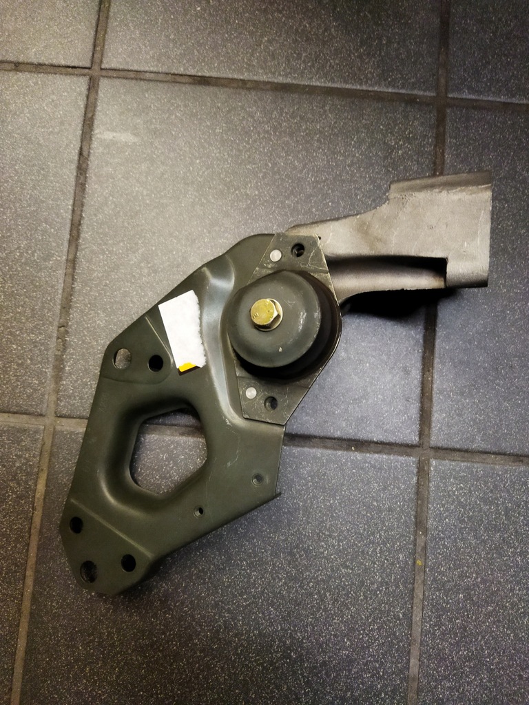 фото №1, Подушка двигателя fiat punto i ze кронштейном