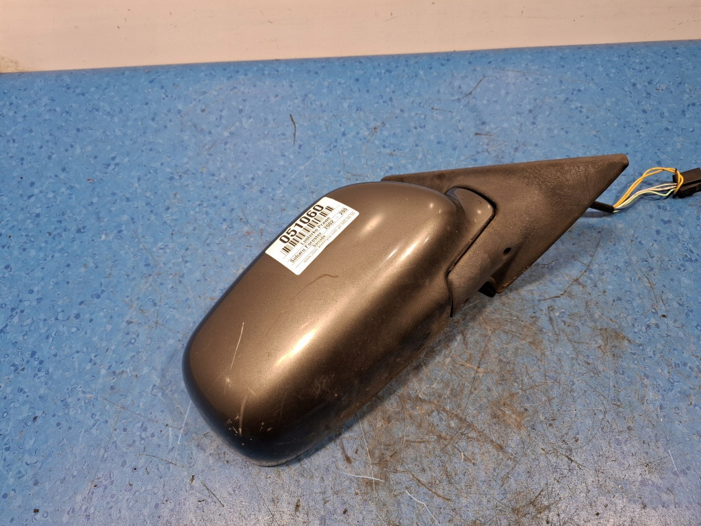 фото №1, Subaru forester ii зеркало правое 6pin