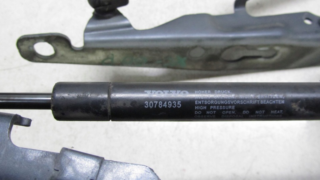 фото №4, Volvo xc60 петля капот kpl 08-13