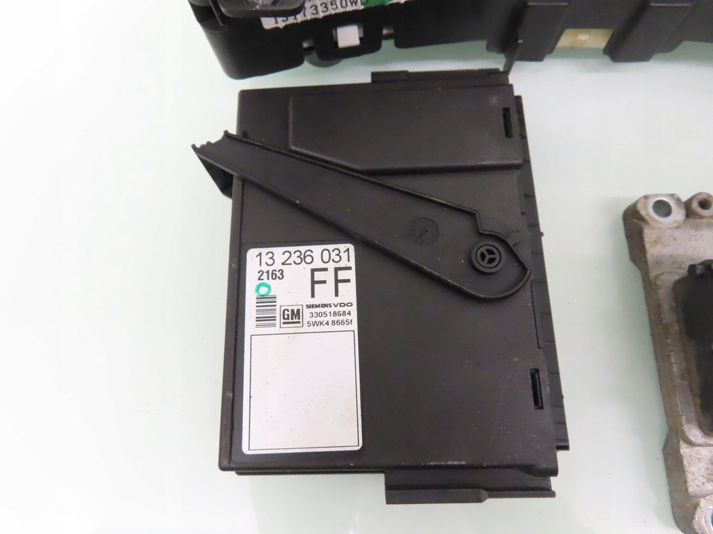 фото №9, Замок запалювання блок керування opel corsa c 1.2 16v twinport z12xep 0261208253 55352622