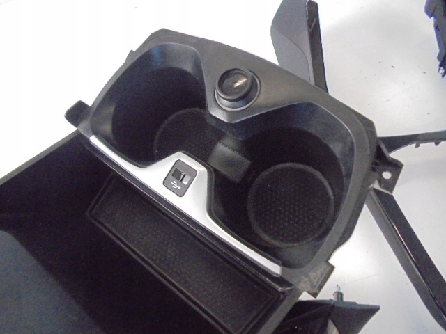 фото №7, Накладки декори панель приладів bmw serii 1 f40 2020 rok