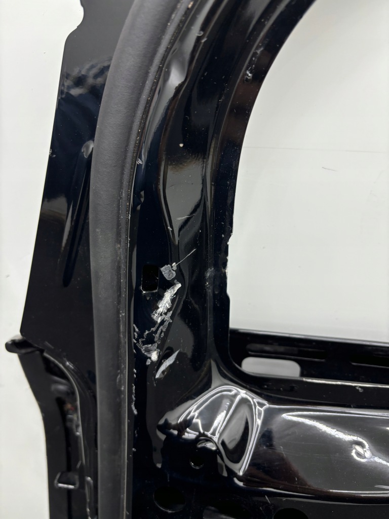 Mercedes eqe w294 suv дверь правое передние перед с Разборки