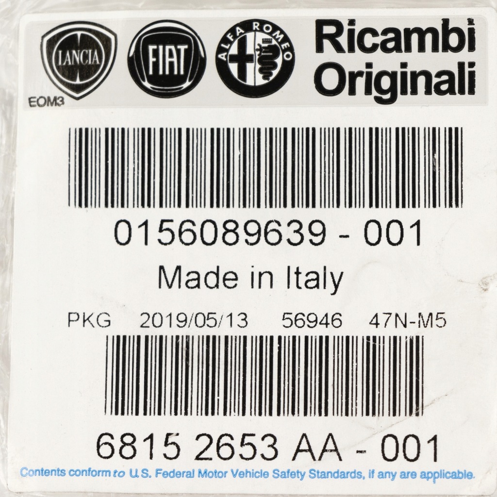 Alfa romeo оригінальний номер 156089639 решітка бампера в Україні