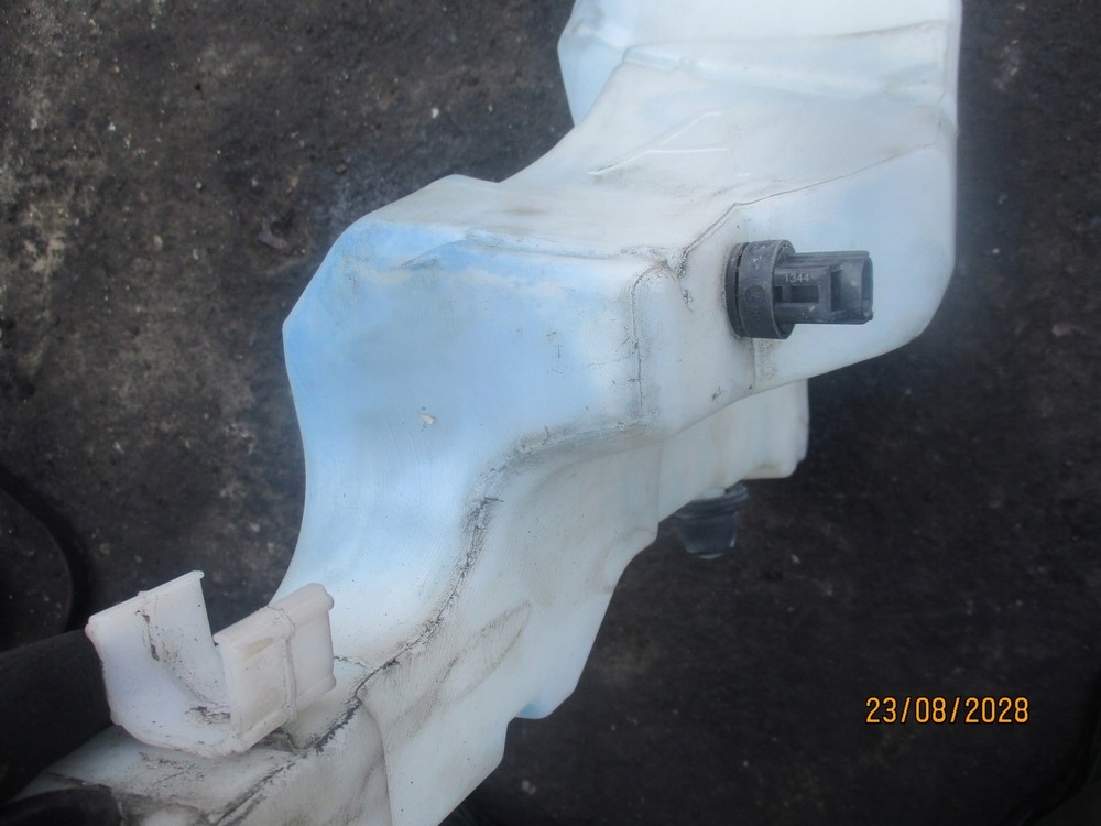 фото №4, Jaguar xf бачок омывателя заливная горловина комплект