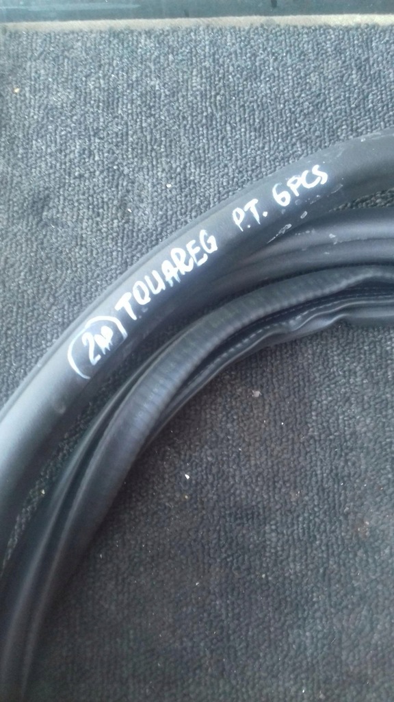 фото №5, Прокладка двері правий задня 760867913 vw touareg iii