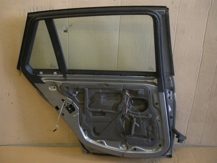 фото №3, Bmw 3 e91 kombi дверь левая задняя