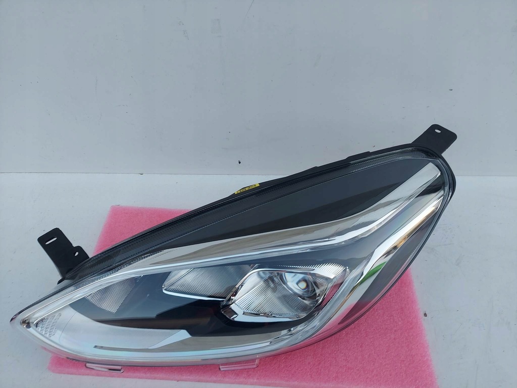 фото №15, Фара передний левая сторона ford fiesta mk8