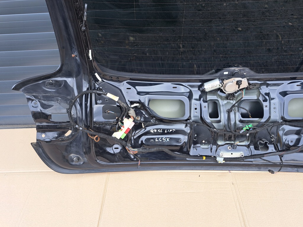 фото №8, Крышка багажника багажника задняя audi q7 4l lift lc9x 09r