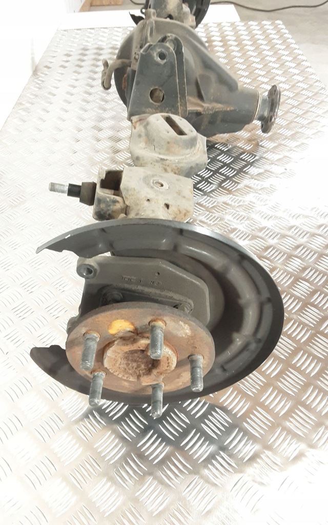 2019 ssangyong rexton балка задняя в Украине