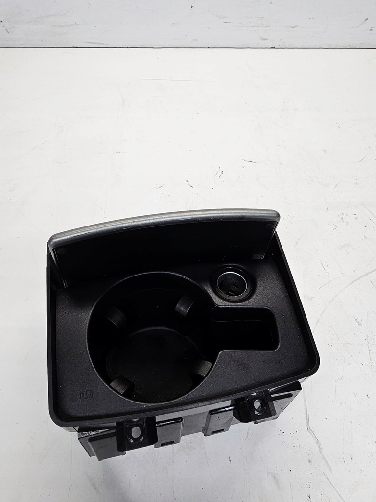 фото №5, Кронштейн na кружка audi a6 c6 4f1862533c europa