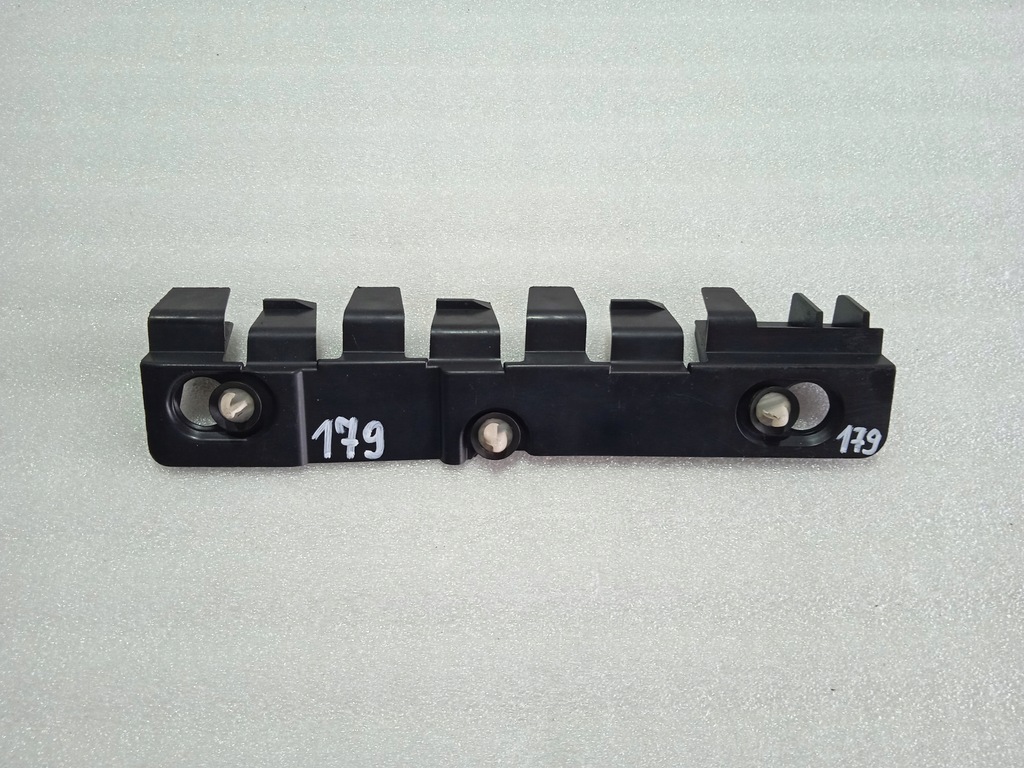 фото №1, Dacia logan mcv кронштейн кронштейн правый задняя