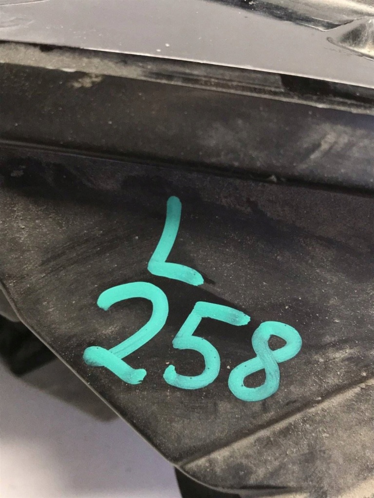 Tesla model 3 y рестайлинг  20- фара перед левая full led 1514952-00-c с Разборки