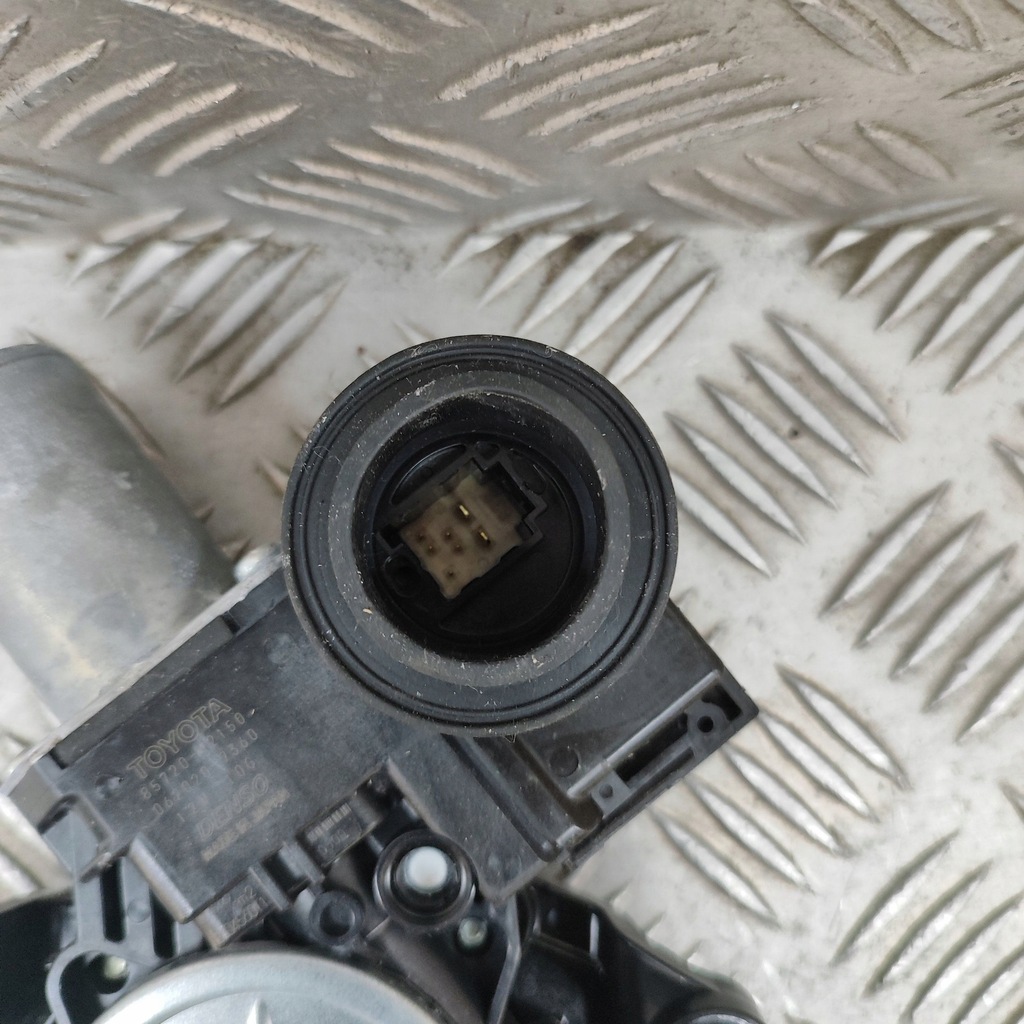 фото №9, Toyota bz4x 2024 перед сторона левая подъемник стекло дверь с двигатель