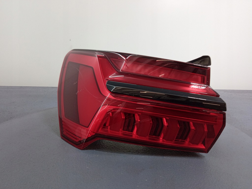 фото №1, Audi a6 c8 sedan лампа задня ліва matrix 4k5945091d