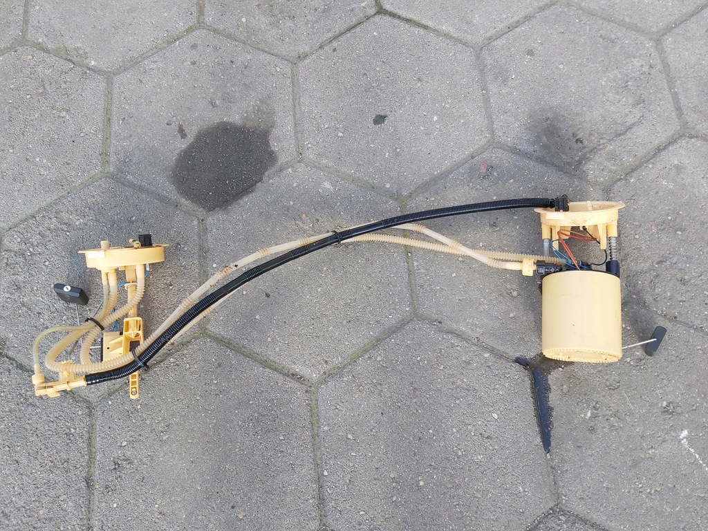 фото №1, Bmw e84 x1 2.0d дизель насос пального поплавок корзина