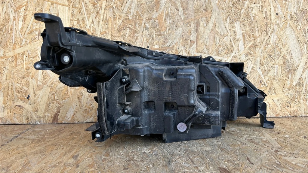 фото №8, Lexus lx iii urj200 2017 лампи передні