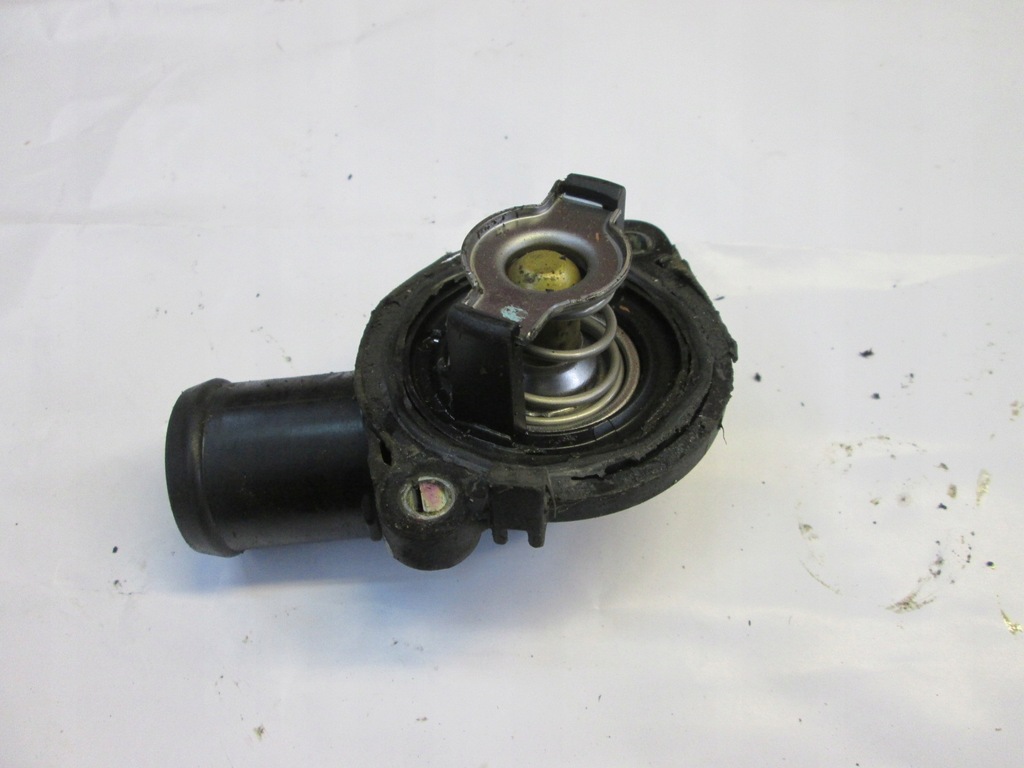 фото №9, Chrysler town country 11- 3.6 корпус термостата