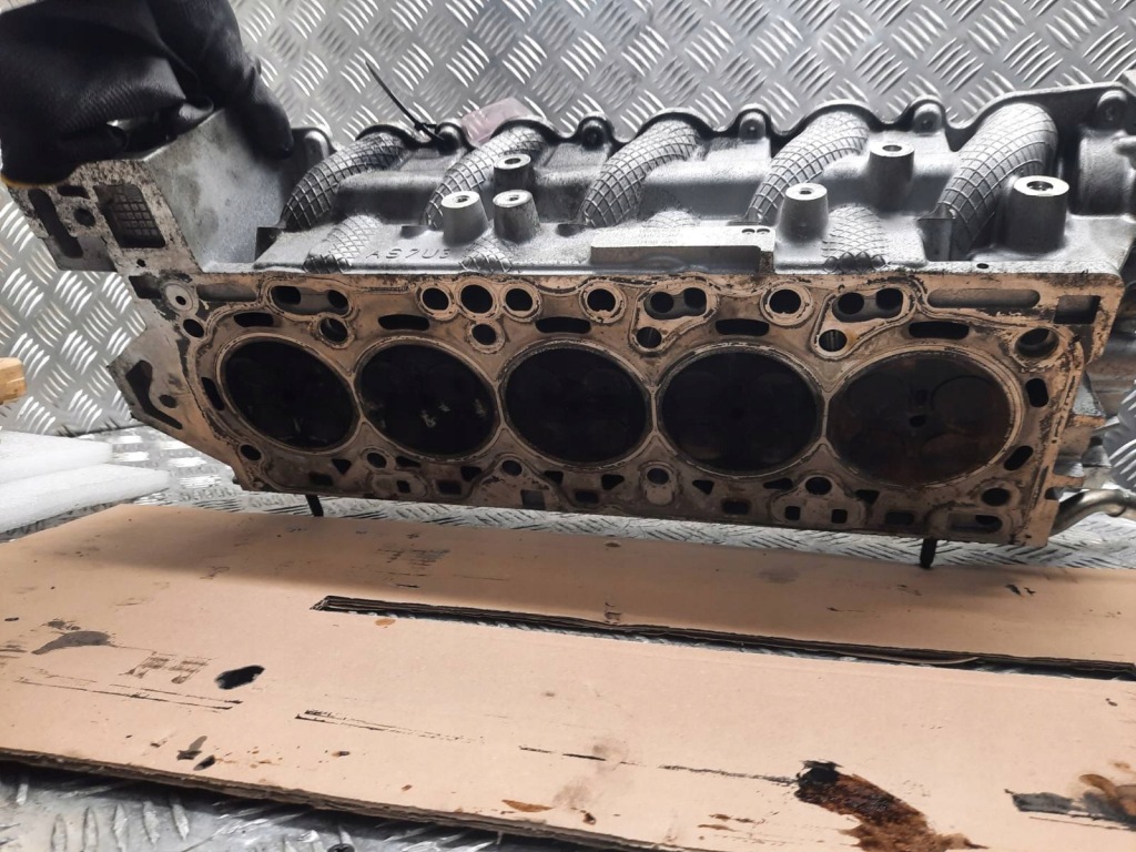 фото №8, Комплектна головка volvo xc60 i v60 s60 ii s80 v70 2.4 d5244t15 30777365