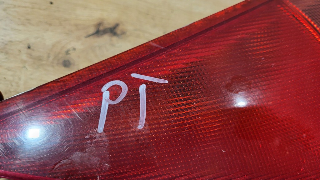 фото №8, Лампа правый задняя citroen c3 i 02- hb 5d