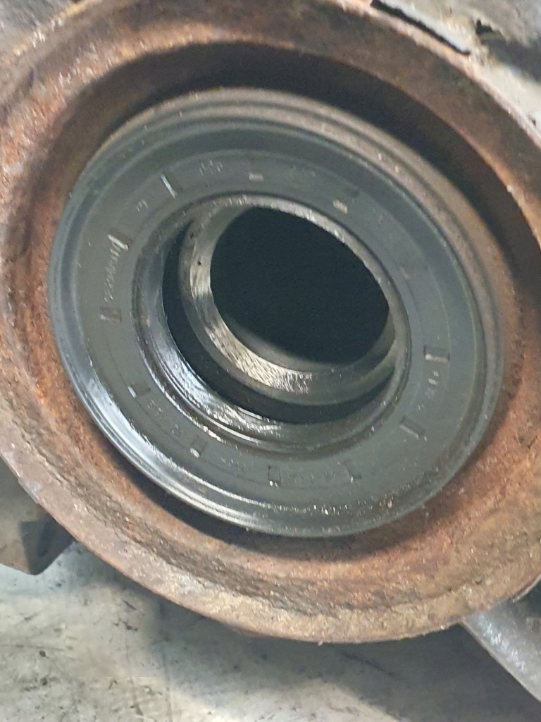 Дифференциал дифференциал оригинальный номер a2093510205 gd01427 1.2 mercedes w212 2.2cdi 10r. Оригинал