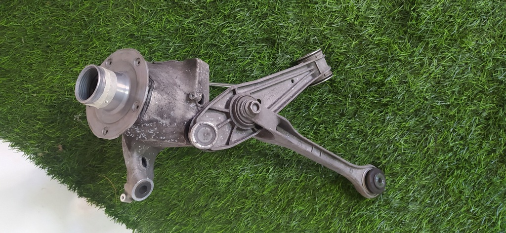 фото №1, Поворотный кулак porsche 911 991 левый перед lift