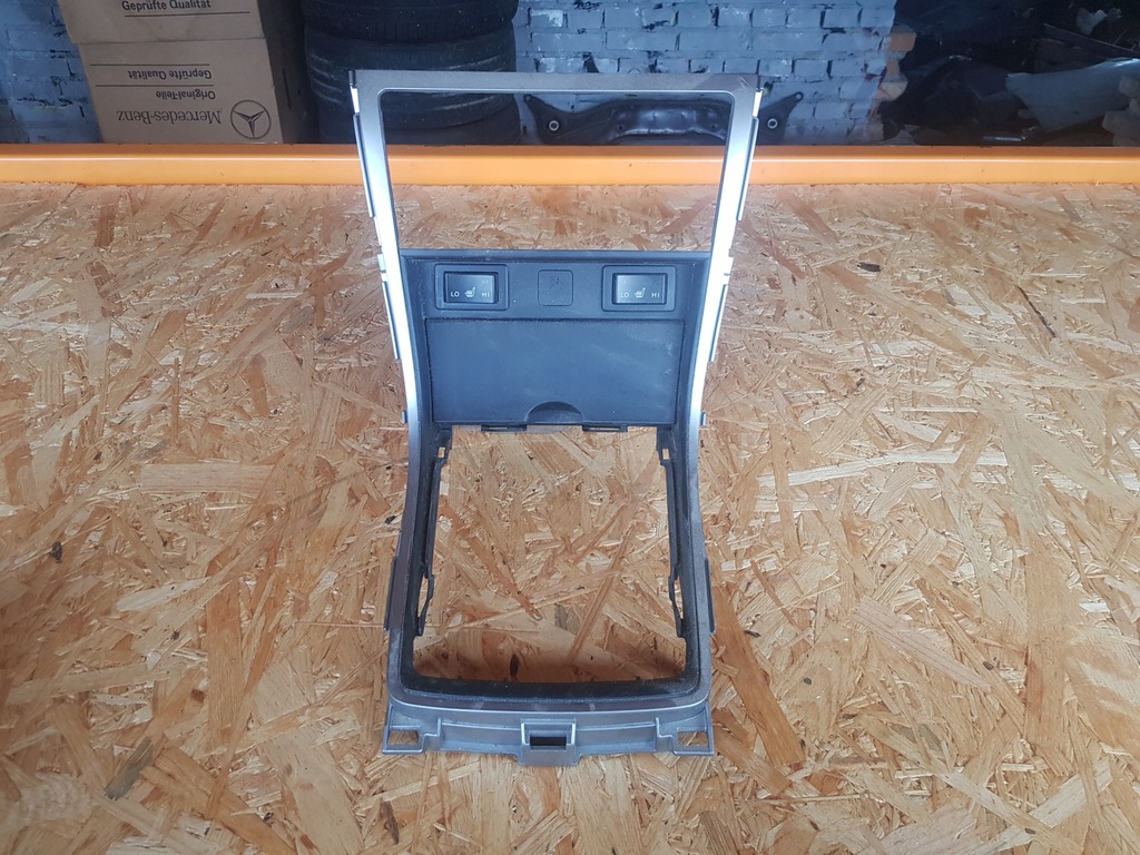 фото №1, Mazda 6 gh рамка радио панели приборной панели консоли