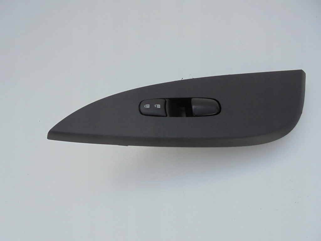 фото №1, Nissan pulsar переключатель панель окон правый перед 809603zl0a