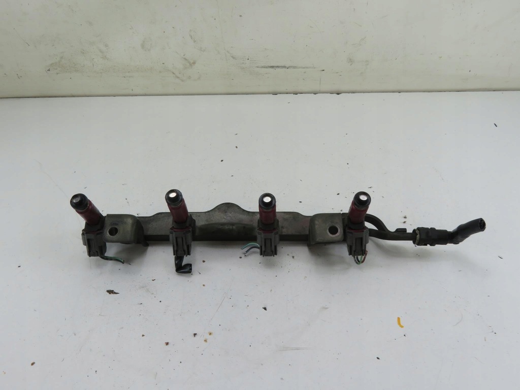 фото №1, Молдинг впрыскная mazda 3 bk 1.6