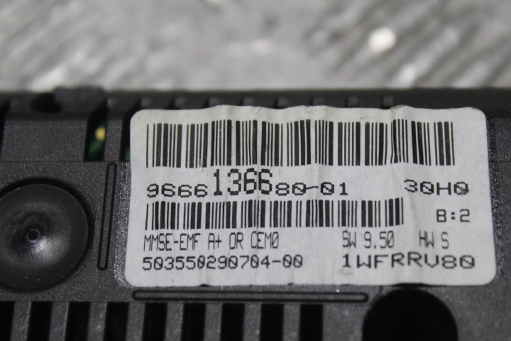 фото №3, Дисплей peugeot 308 i