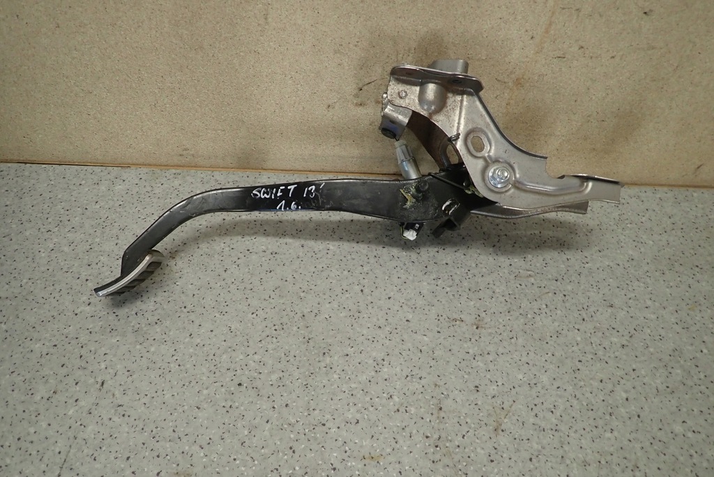 фото №3, Suzuki swift sport 13- педаль зчеплення