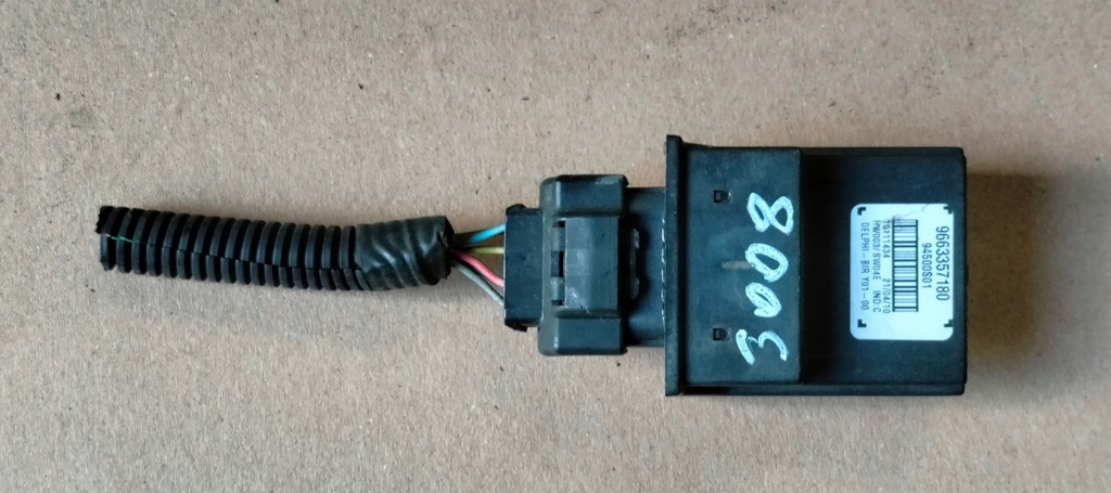 фото №1, Peugeot 3008 модуль блок керування світла