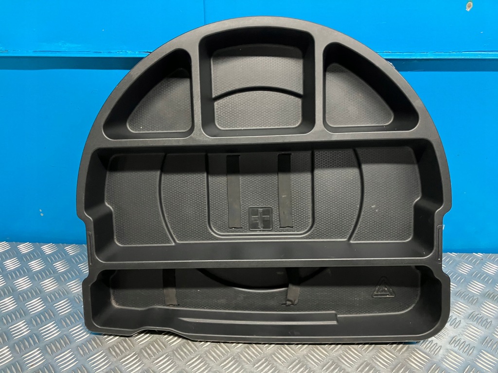 фото №1, Hyundai i20 2012 r бардачок органайзер багажника 85726-1j000