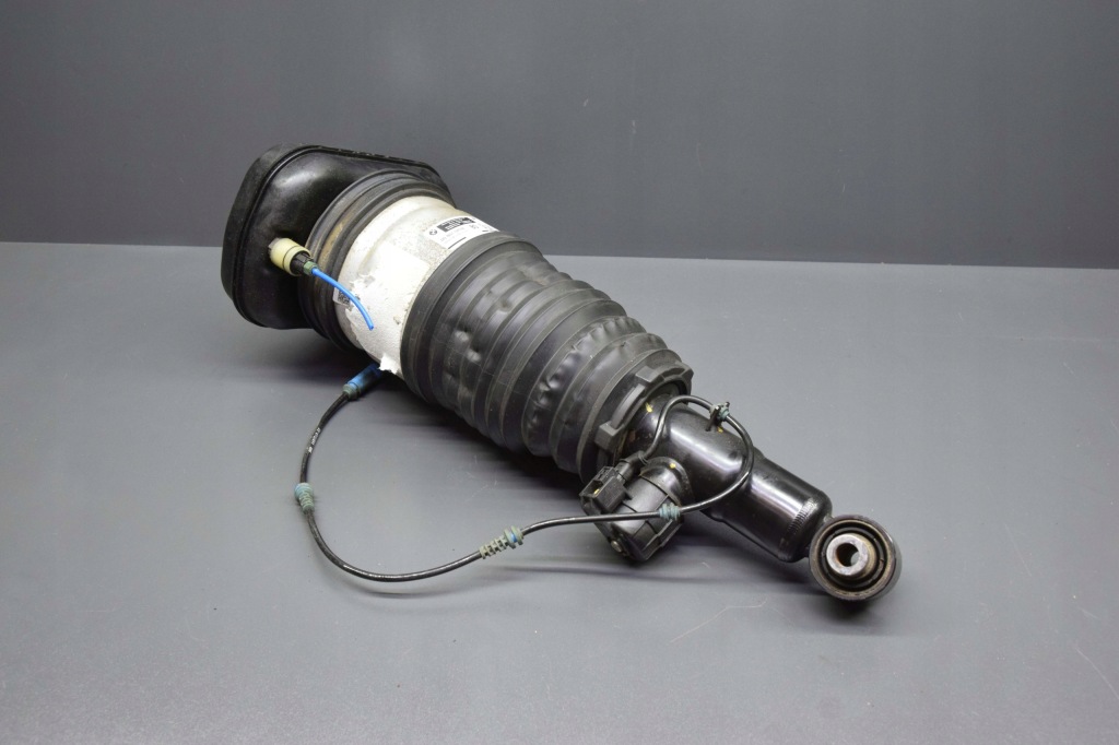 фото №1, Амортизатор правий задня bmw x7 g07 26477km