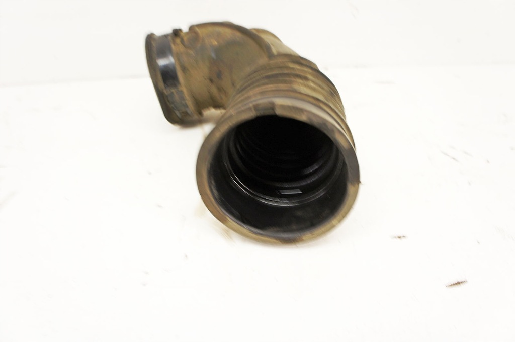 фото №2, Mx117 subaru xv i 2.0d труба воздухозаборник