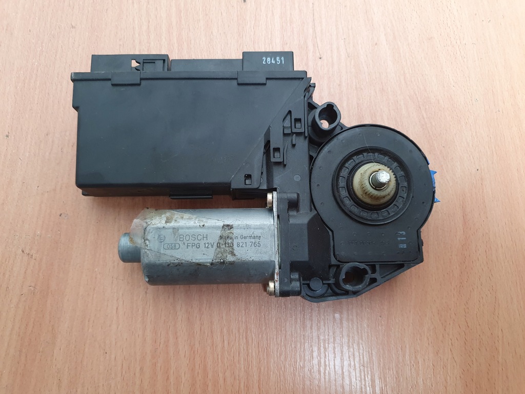 фото №11, Моторчик підйому скло перед audi a8 d3