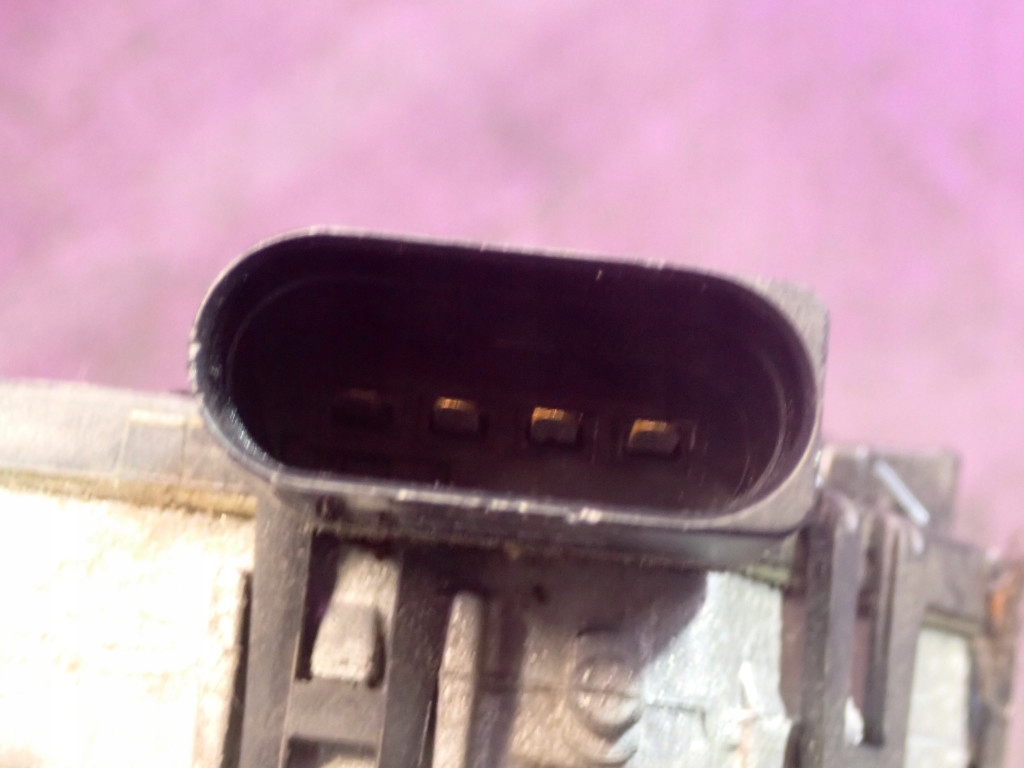 фото №5, Mazda 3 i bk hb 5d 03-06 механізм моторчик двірник 4 pin 4m5117508aa