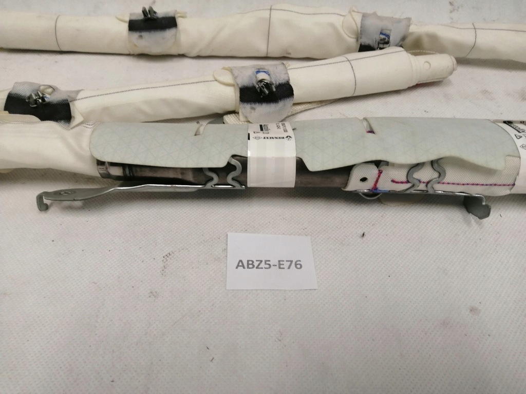 фото №4, Шторка безпеки ліва renault espace v lift 2.0 dci 19r 985p18991r