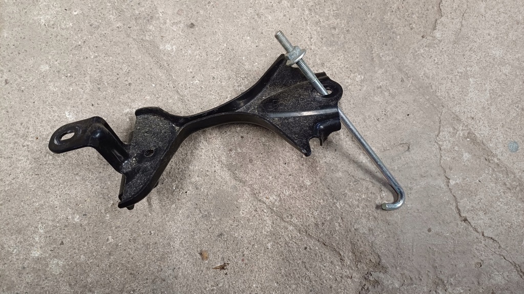 Купити Mazda 2 dj lift 19-24 кронштейн акумулятор