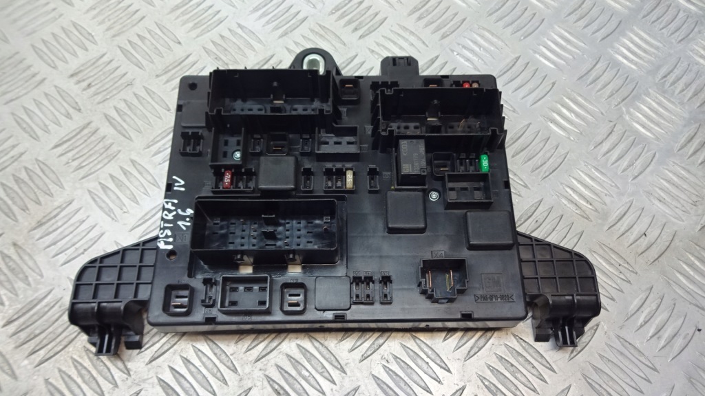 фото №1, Коробка модуль bsi opel astra j 1.4 13343949rn