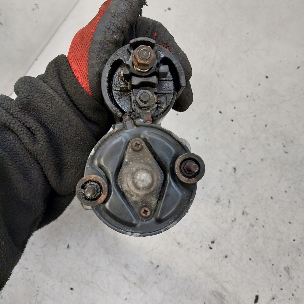 Стартер 0001108174 175 078911023d vag audi vw бензин 2.4 2.8 2.6 Недорого