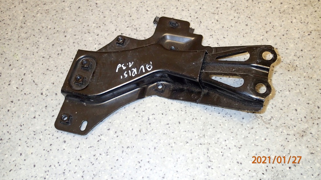 фото №2, Toyota auris 06- кронштейн замка капот