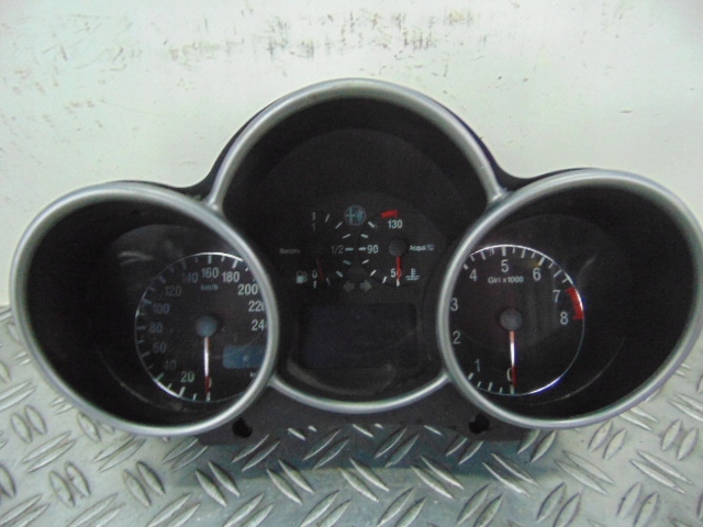 фото №1, Alfa romeo 147 счетчик