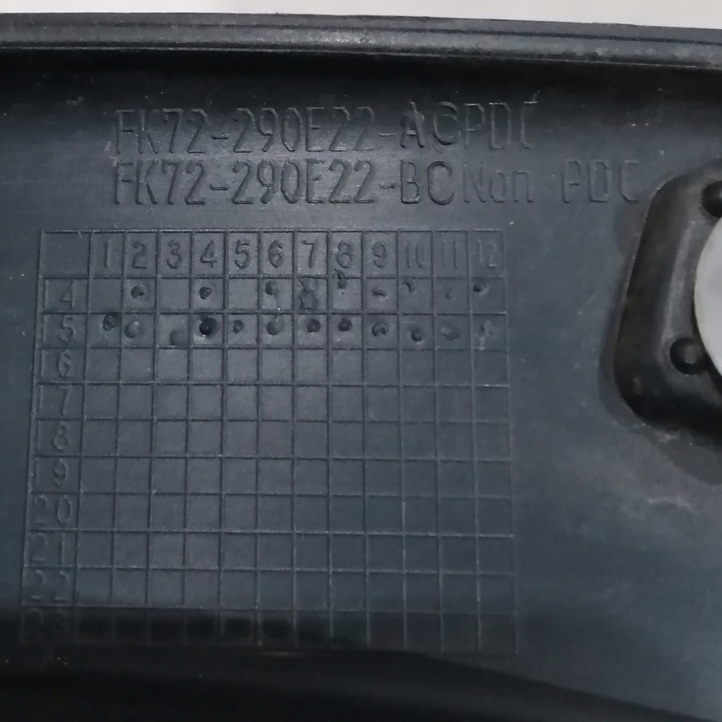 фото №6, Молдинг крила правий задня land rover discovery 16-