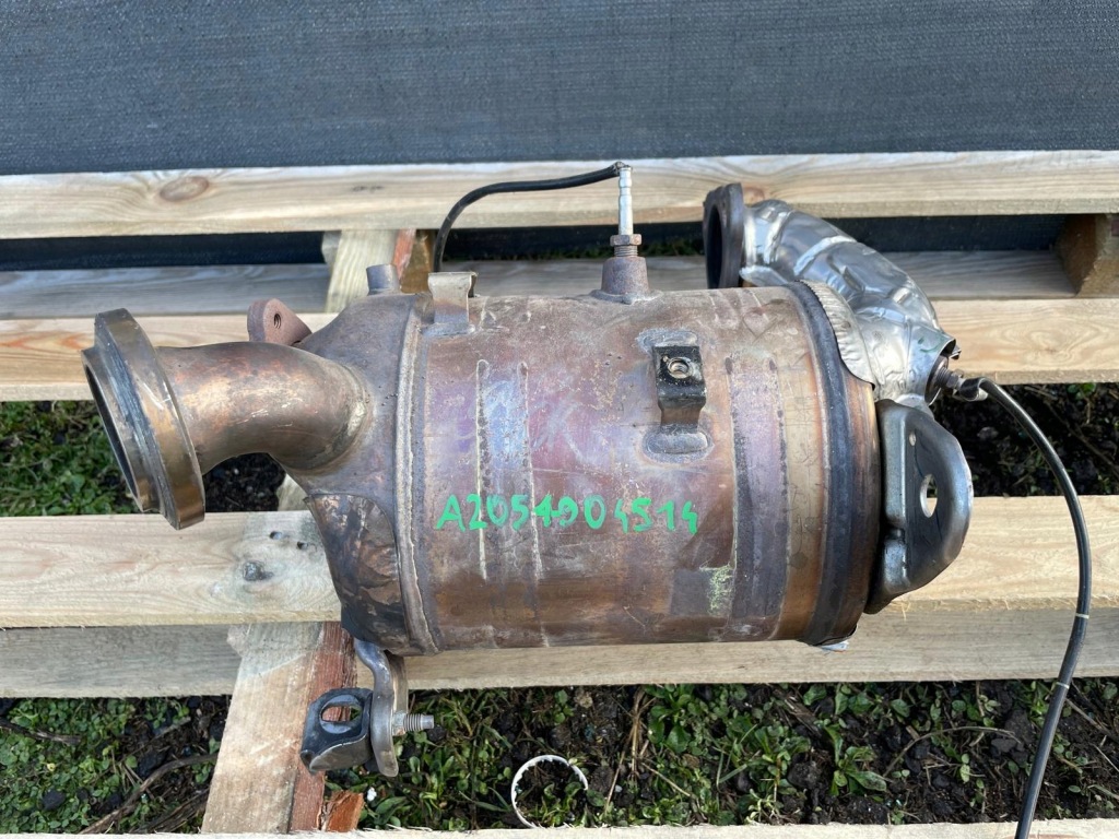 Купить Mercedes c klasa w205 1.6 cdi катализатор dpf a2054904514 pń